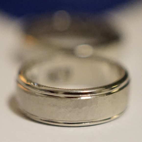 Tacori Men's Wedding Band Platinum Sculpted Crescent Hammer 71-7h Size 7.5 - Picture 1 of 9